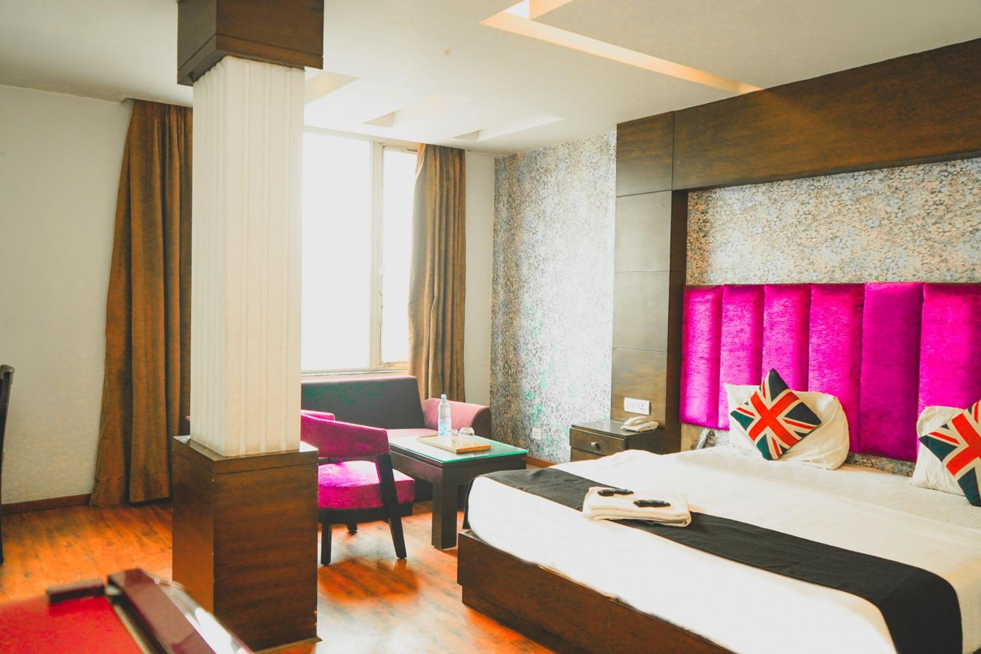 Hotel Sukoon - Ramesh Nagar New Delhi Eksteriør billede
