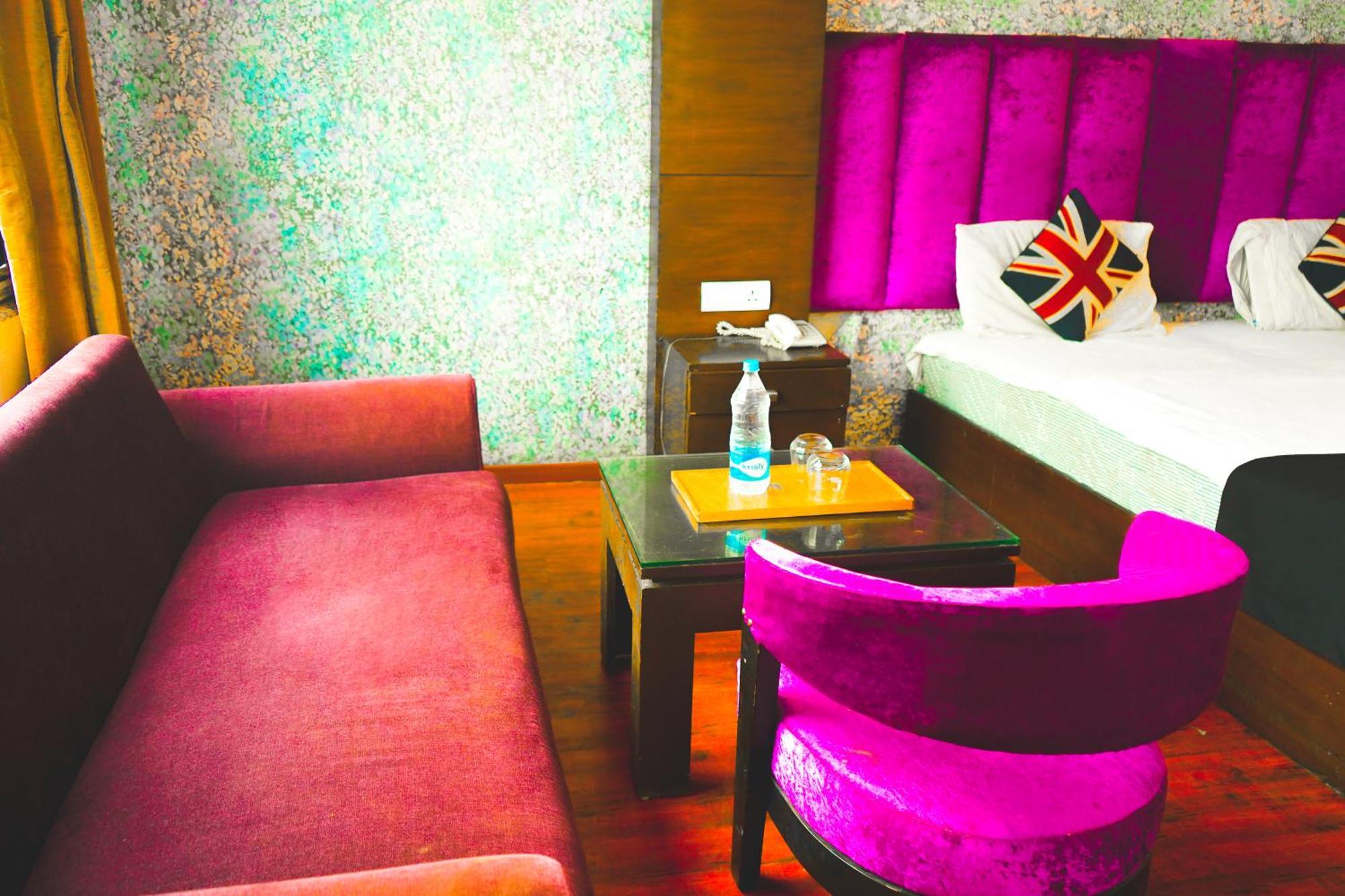 Hotel Sukoon - Ramesh Nagar New Delhi Eksteriør billede
