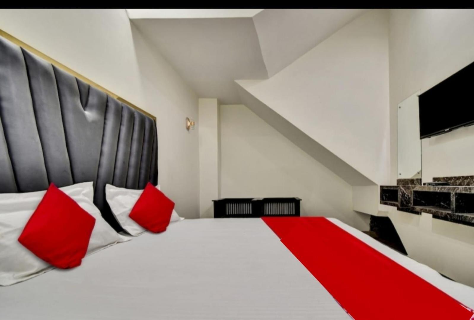 Hotel Sukoon - Ramesh Nagar New Delhi Eksteriør billede